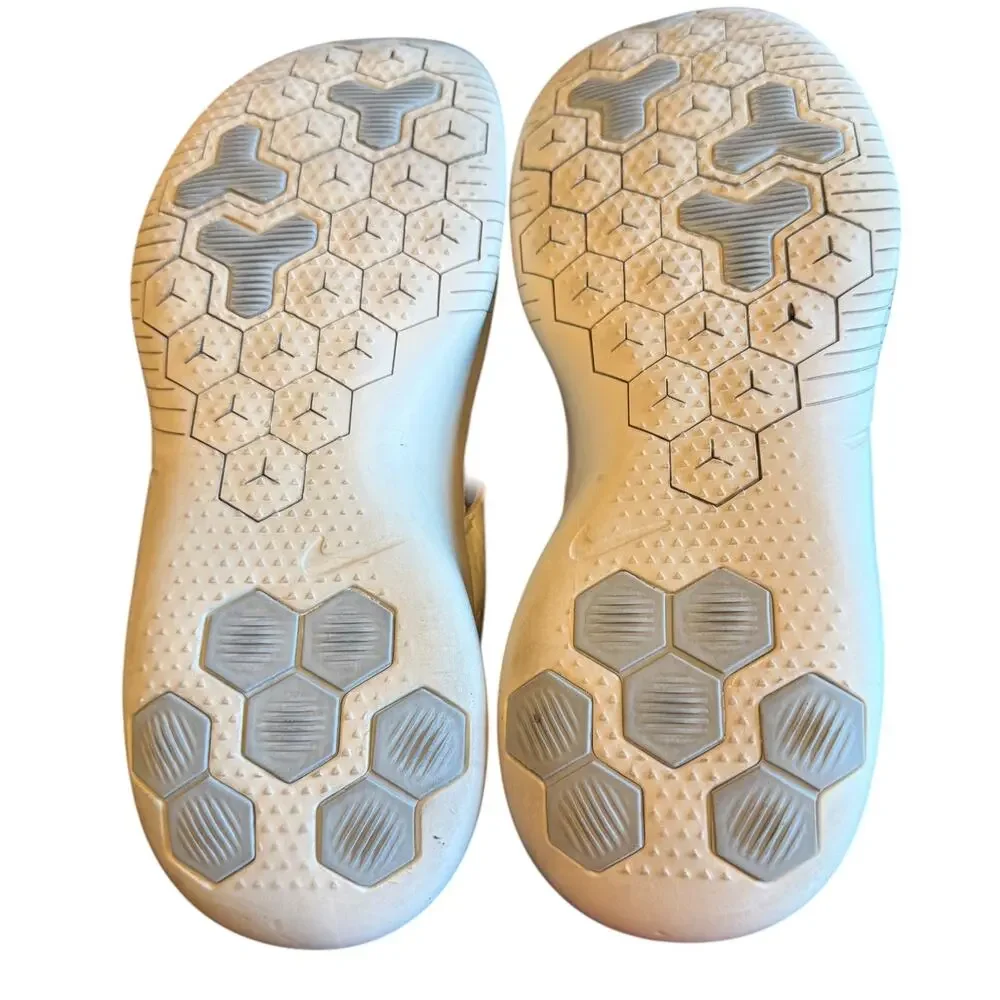 Nike Free Trainer 8 Sneakers – Cream / Light Beige – Women’s Size 8